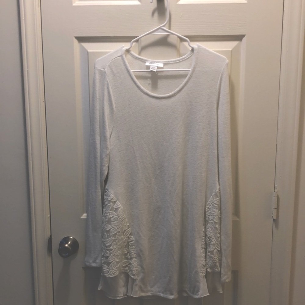 Motherhood Maternity White Blouse (XL)